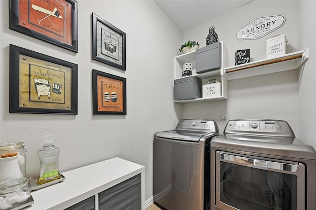 1229 Sequoia Ln, Princeton, TX 75407 - washroom with washer and clothes dryer