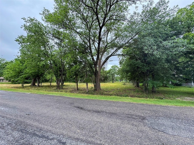 1319 Cedar St, Bonham, TX 75418