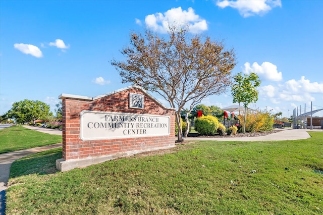 14053 Stardust Ln, Farmers Branch, TX 75234 - community sign featuring a yard