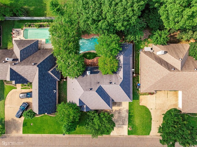 444 Grand Oaks Dr, Shreveport, LA 71106 - drone / aerial view of a pool