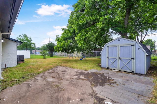 614 Edgedale, Dallas, TX 75232 - view of yard featuring cooling unit and a patio area