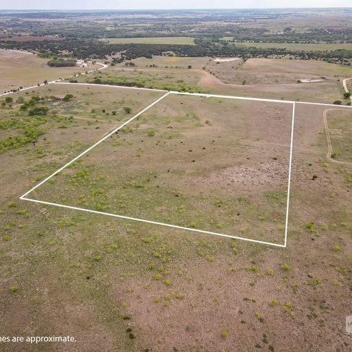 310 County Road 621, Hamilton, TX 76531