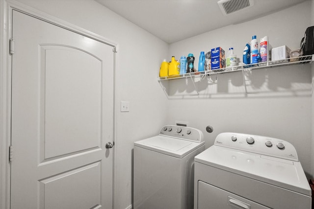 113 Hamilton Way, Venus, TX 76084 - washroom featuring washing machine and dryer