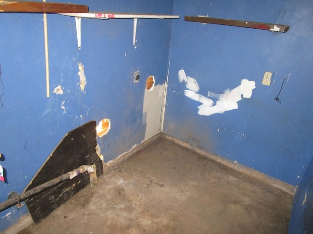 5265 S 7th St, Abilene, TX 79605 - view of laundry area
