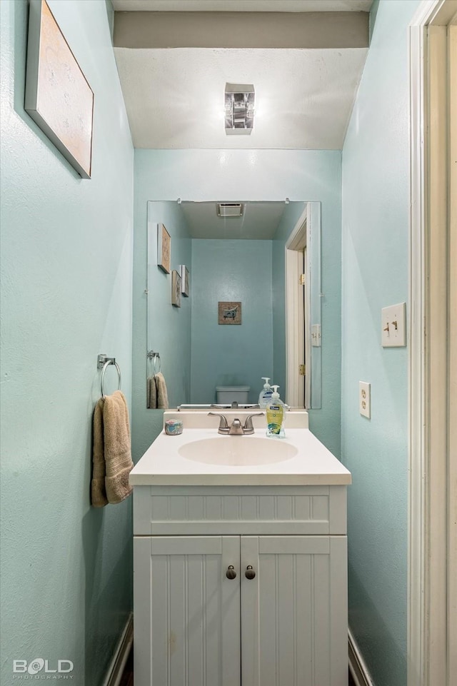 216 Settlers Park Dr, Shreveport, LA 71115 - bathroom featuring vanity