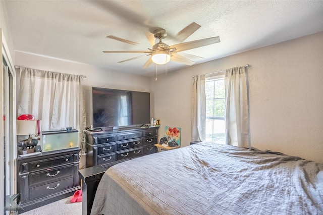 601 Westmoreland St, Abilene, TX 79603 - bedroom with a ceiling fan