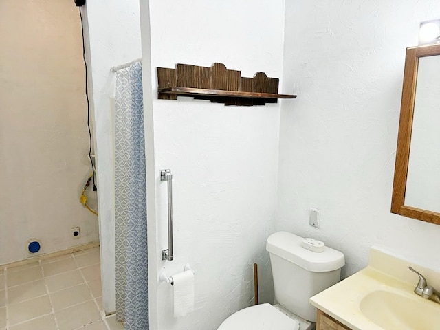 421 Jackson St, Krum, TX 76249 - full bath with vanity and toilet
