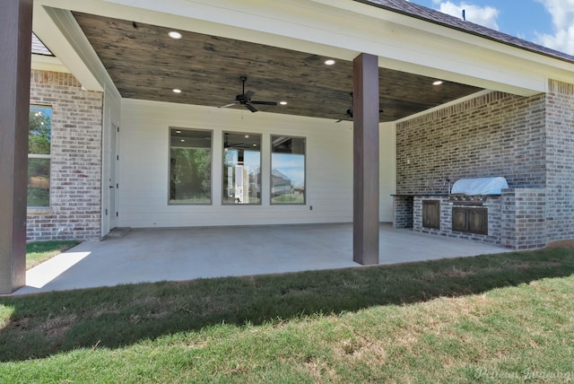 507 Cocodrie Dr, Bossier City, LA 71112 - view of patio / terrace with ceiling fan