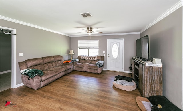 198 Seven Pines Rd, Benton, LA 71006 - living room with ceiling fan, wood finished floors, crown molding, and baseboards