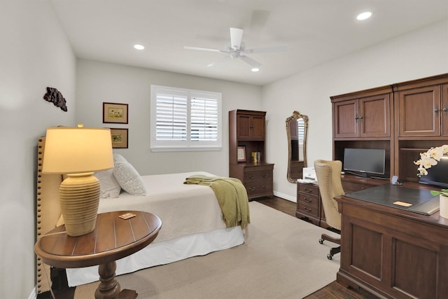 4721 Bayview Dr, Plano, TX 75093 - bedroom featuring dark wood-type flooring, recessed lighting, a desk, and a ceiling fan
