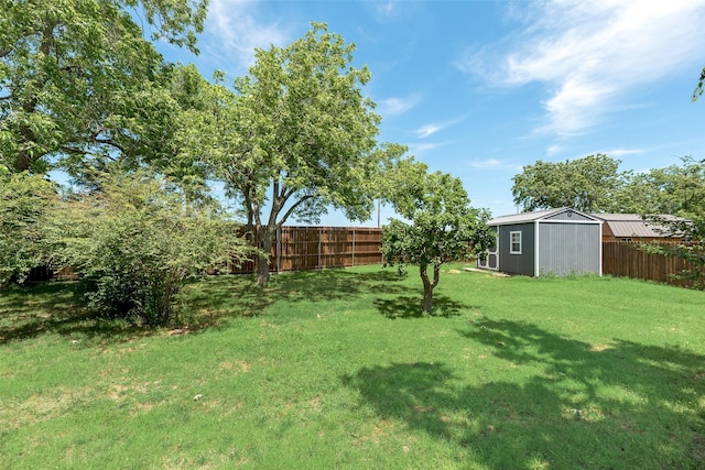 760 E Northside Dr, Pilot Point, TX 76258 - view of yard