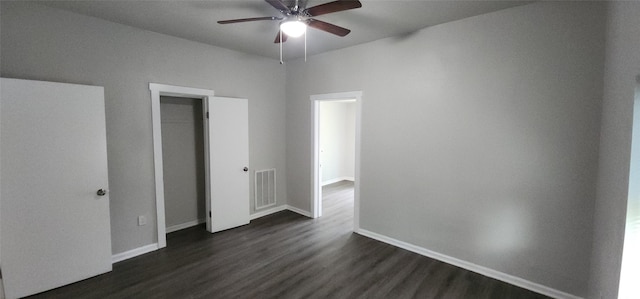 1806 Maryland Ave, Dallas, TX 75216 - unfurnished bedroom with dark wood finished floors, baseboards, and ceiling fan