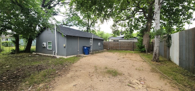 1806 Maryland Ave, Dallas, TX 75216 - view of fenced backyard