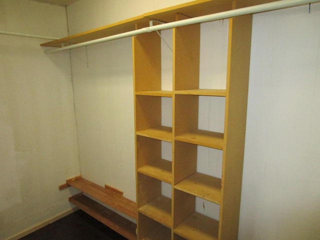 841 S 5th Ave, Munday, TX 76371 - view of spacious closet