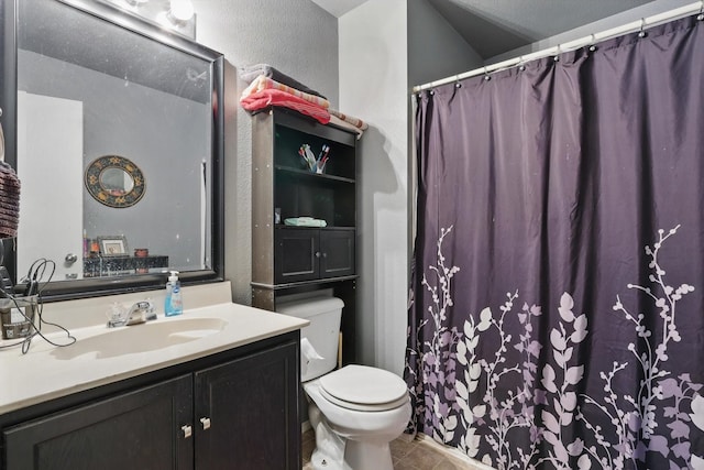 848 Cats Eye Dr, Fort Worth, TX 76179 - full bath with toilet, vanity, tile patterned flooring, a shower with shower curtain, and a textured wall