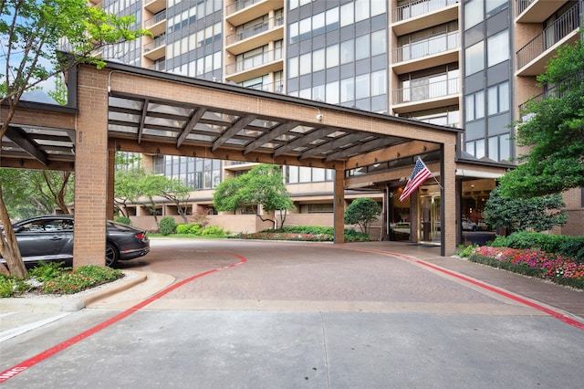 5200 Keller Springs Rd Unit 330, Dallas, TX 75248 - view of covered parking lot