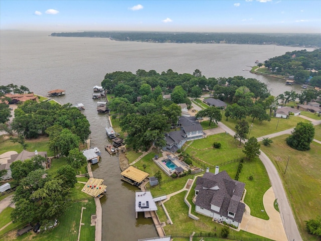 125 Oak Creek Dr, Tool, TX 75143 - aerial view of property and surrounding area featuring a large body of water and nearby suburban area
