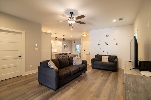 4721 Dry Creek Rd, Sherman, TX 75092 - living room featuring ceiling fan, dark wood-style flooring, recessed lighting, and baseboards