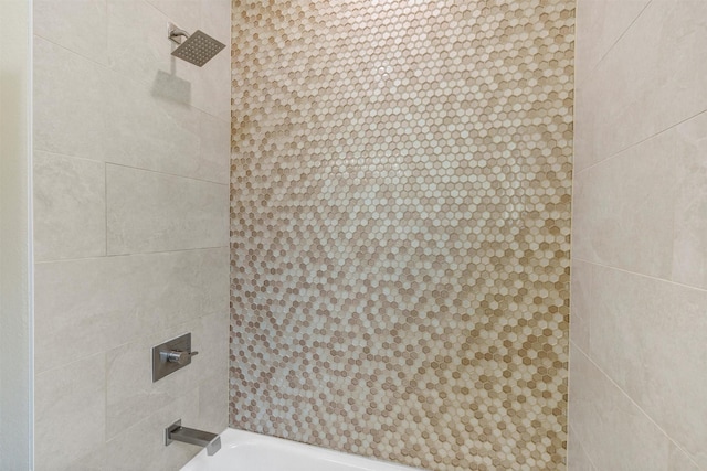 548 Highview Ct, Godley, TX 76044 - full bathroom with washtub / shower combination