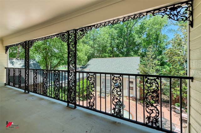 3909 Creswell Ave, Shreveport, LA 71106 - view of balcony