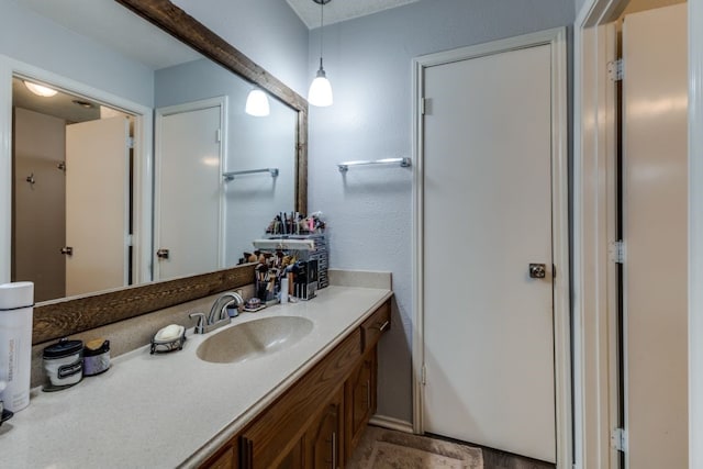 4937 Willowhaven Cir, Garland, TX 75043 - bathroom with vanity