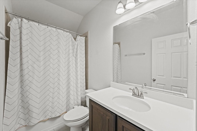 5653 Salt Springs Dr, Fort Worth, TX 76179 - bathroom featuring vanity, toilet, and shower / bath combo with shower curtain