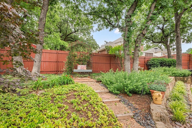 6808 N Oaks Dr, North Richland Hills, TX 76182 - view of fenced backyard