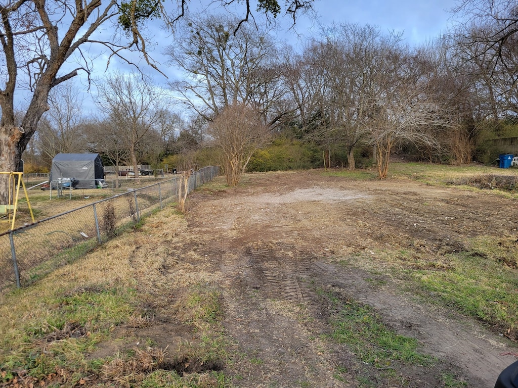 706 W Pyle, Kaufman, TX 75142