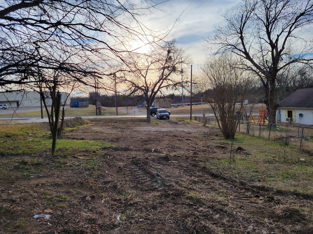 706 W Pyle, Kaufman, TX 75142