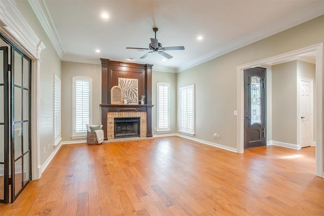5800 Montford Dr, Colleyville, TX 76034 - unfurnished living room featuring a ceiling fan, plenty of natural light, light wood-style flooring, baseboards, and recessed lighting