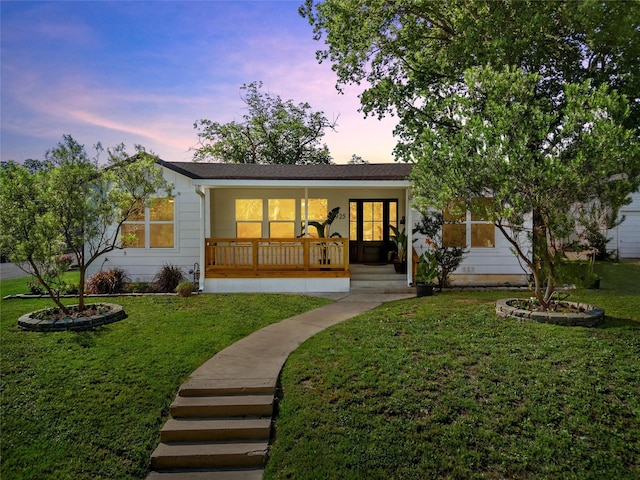 2925 Edmond Ave, Waco, TX 76707 - view of front of property with a porch and a lawn