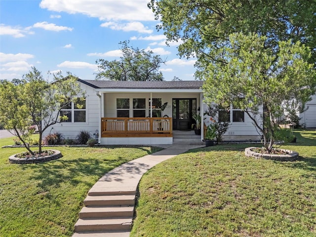 2925 Edmond Ave, Waco, TX 76707 - view of front of home featuring a porch and a front yard