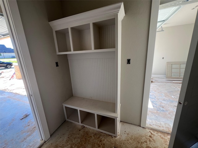 1057 Llano Way, Poolville, TX 76487 - view of mudroom