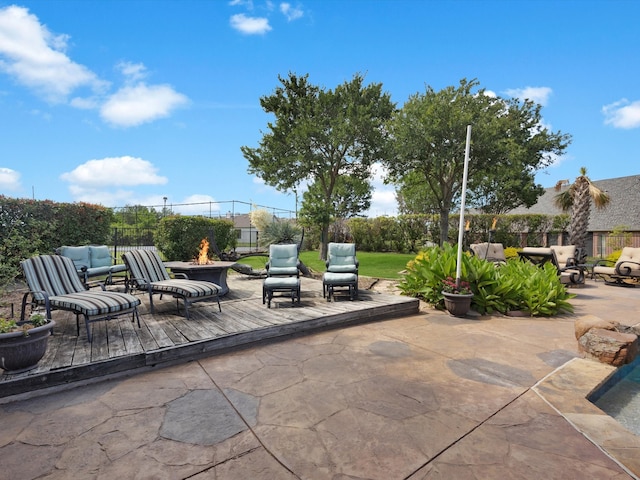 501 Las Lomas Dr, Heath, TX 75032 - view of patio / terrace with an outdoor living space with a fire pit