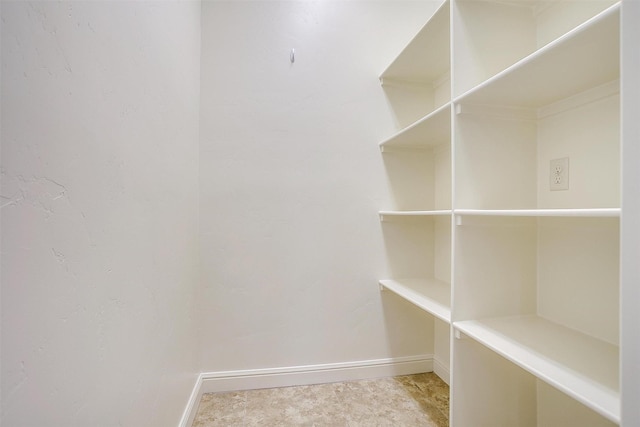 6005 Selkirk Ct, Cleburne, TX 76033 - view of pantry