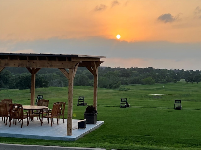 6005 Selkirk Ct, Cleburne, TX 76033 - view of community featuring a lawn
