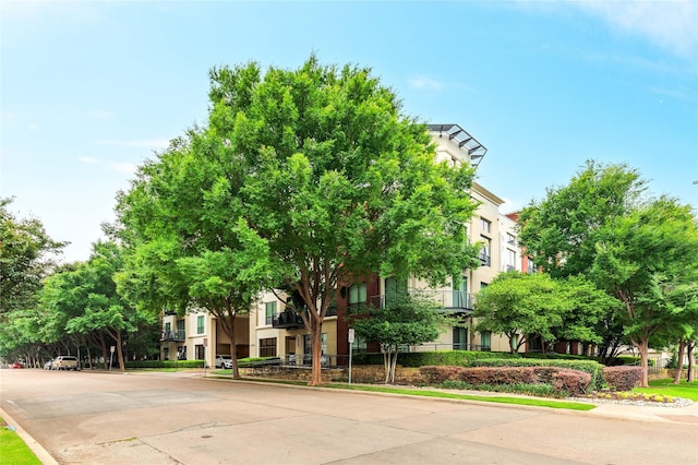 4605 Cedar Springs Rd Unit 201, Dallas, TX 75219 - view of front of property featuring stucco siding