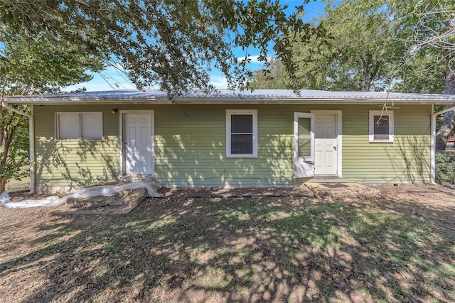 723 Leftys Ct, Possum Kingdom Lake, TX 76449 - view of front of property featuring entry steps and metal roof