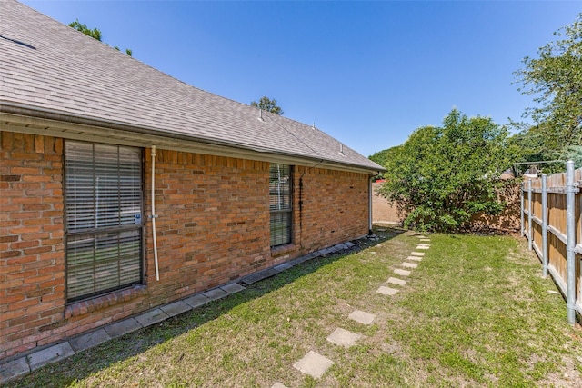 18609 Crownover Ct, Dallas, TX 75252 - view of yard