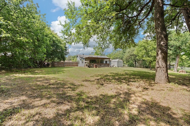 8222 Happy Trl, Alvarado, TX 76009 - view of yard