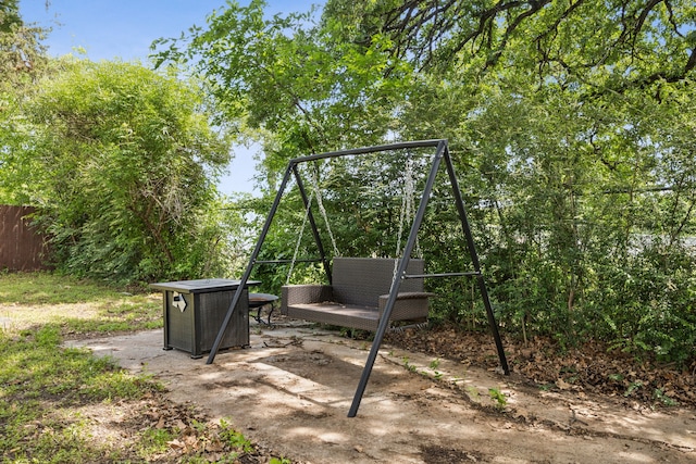 1215 Morrell Ave, Dallas, TX 75203 - view of yard