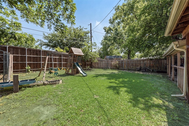 2900 Lachelle Ln, Arlington, TX 76010 - view of yard featuring a playground
