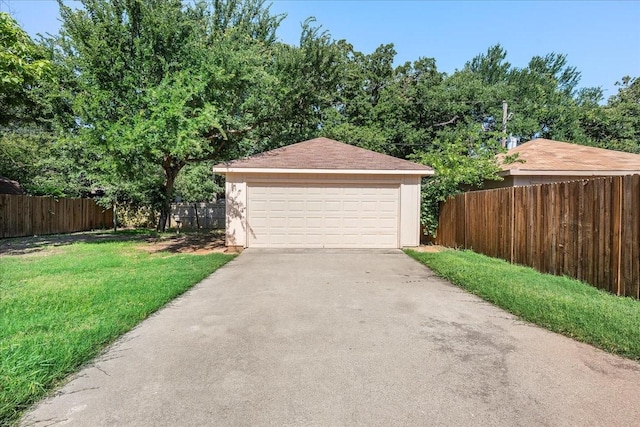 4206 Windhurst Dr, Arlington, TX 76015 - view of detached garage