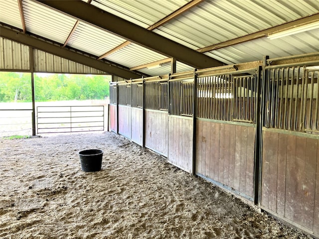 783 County Rd 4420, Whitewright, TX 75491 - view of stable