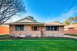 3331 Ruidosa Ave, Dallas, TX 75228 - ranch-style home featuring a front yard and stone siding