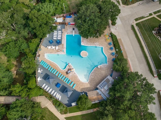 1429 Meadowcrest Dr, Plano, TX 75075 - drone / aerial view of a pool area