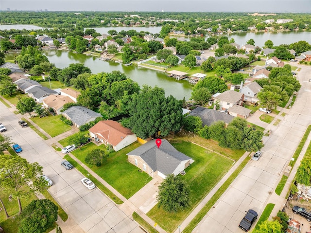 2036 Pearl Ln, Irving, TX 75060 - aerial view of residential area featuring a nearby body of water