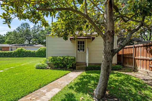 9914 Woodgrove Dr, Dallas, TX 75218 - view of outdoor structure