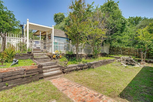 1312 Robyn Rd, Azle, TX 76020 - view of yard