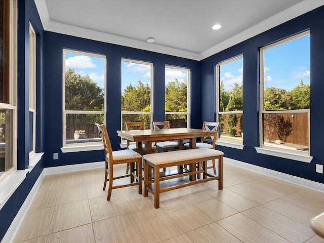 318 Arcadia Way, Rockwall, TX 75087 - dining room with crown molding, baseboards, and recessed lighting